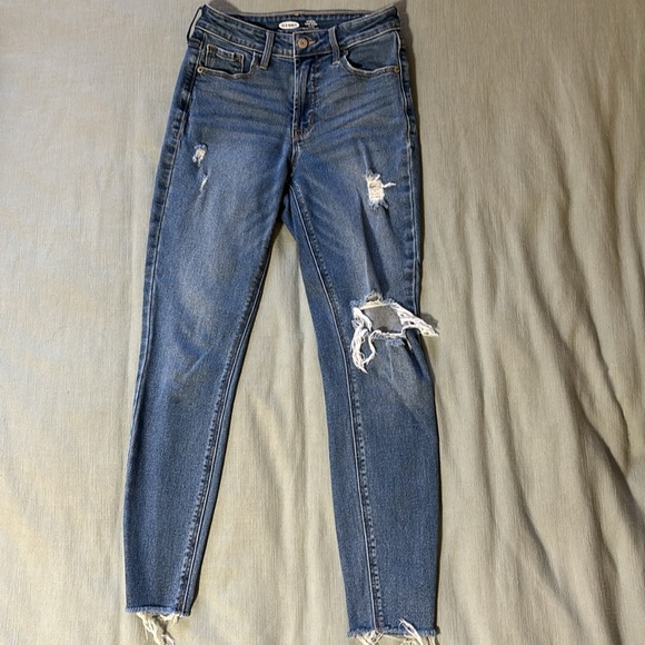 Old Navy High Rise Jean - Picture 3 of 3